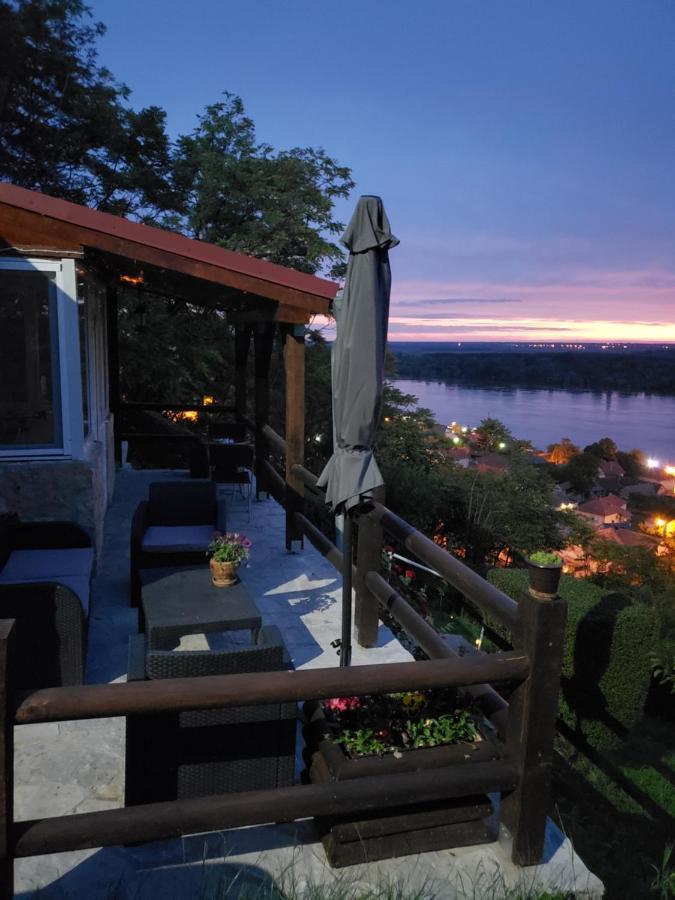 Vila Slankamenka Stari Slankamen Exteriör bild